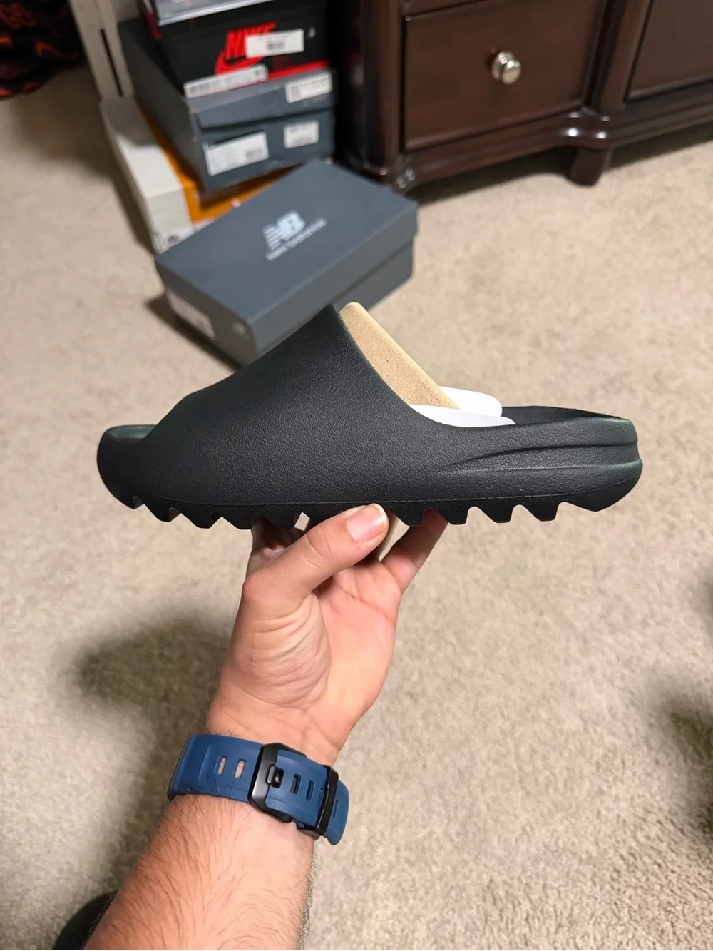 Yeezy comfortable black